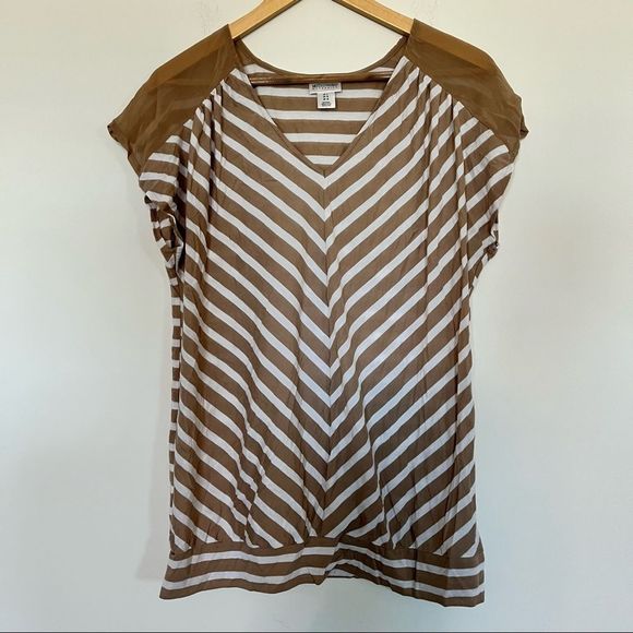 Motherhood Maternity Size L‎ Chevron Stripe Blouse V-Neck Sheer Sleeve Shirt Top - Picture 1 of 9